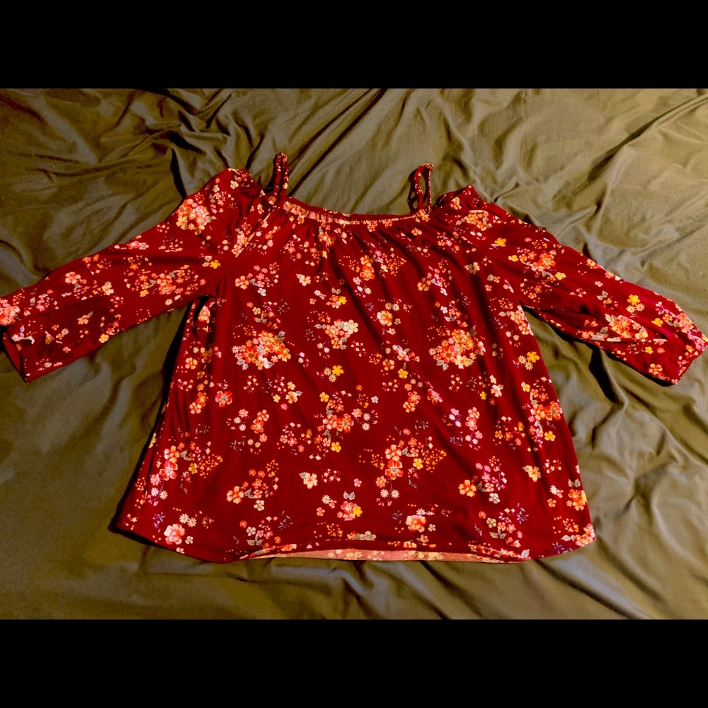 No Boundaries 3/4 sleeve stop XXL 19